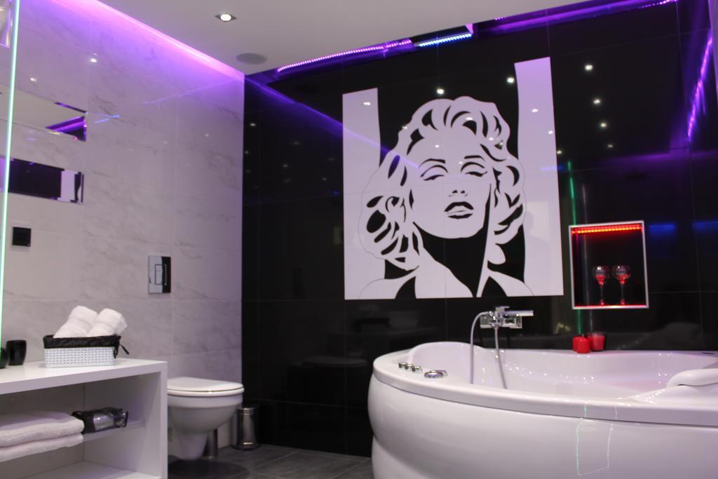 Monroe Apartment Belgrado Buitenkant foto